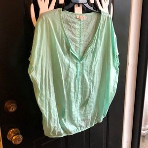 Loft top with tassels and elastic band on bottom